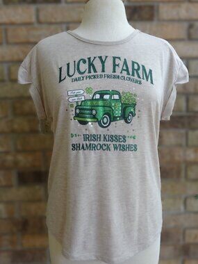 Daisy + Coco Oatmeal Lucky Farm Graphic Top - Size Medium